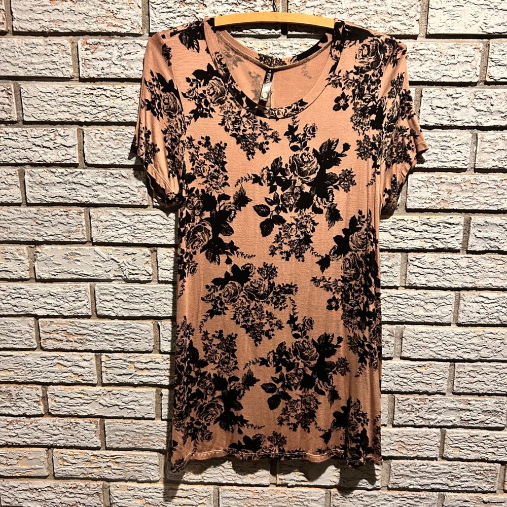 Piphany Womens Small Tan Black Floral Short Sleeve Tunic Scoop Neck Top USA